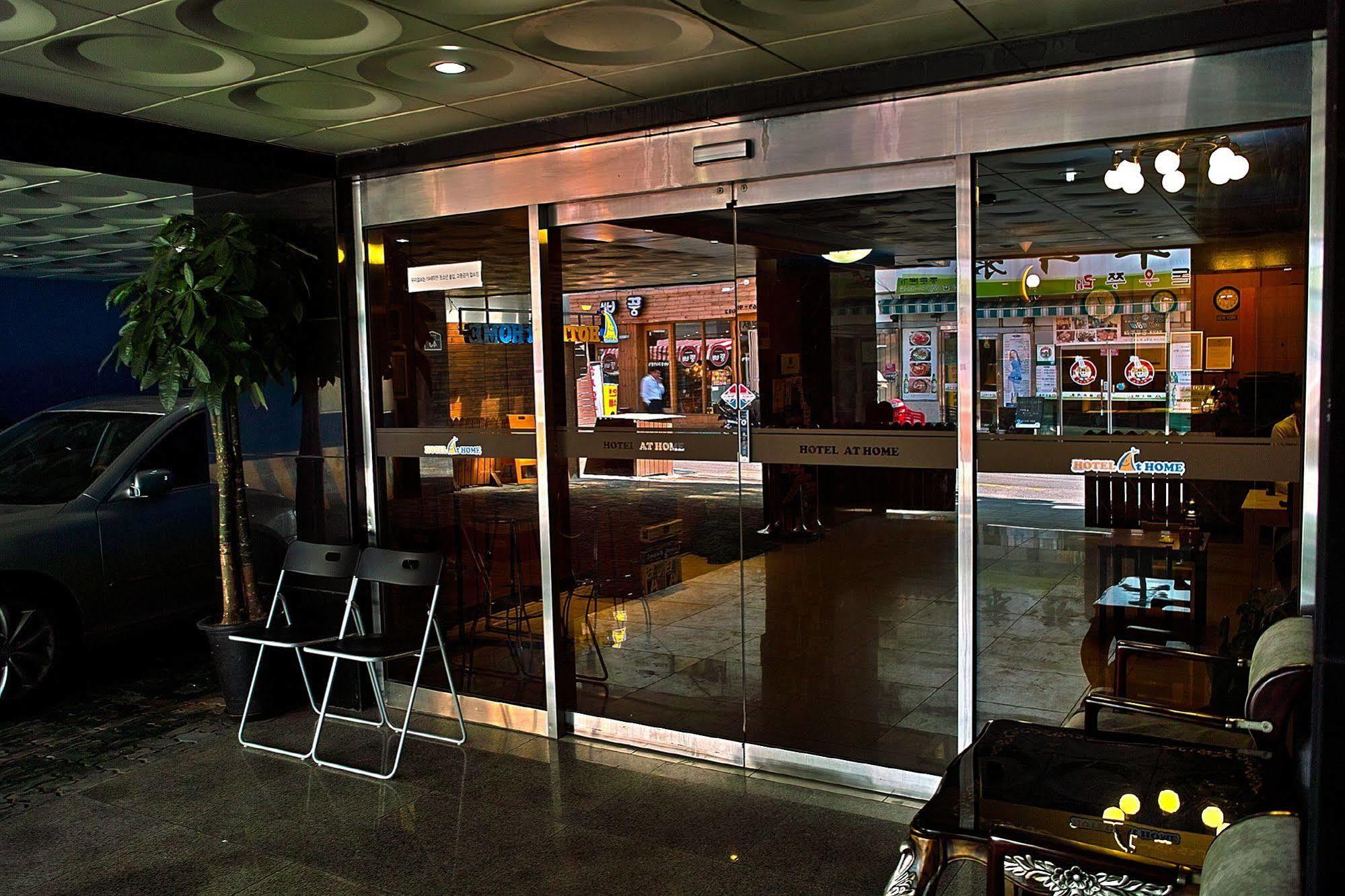 Hotel At Home Seoul Exterior photo